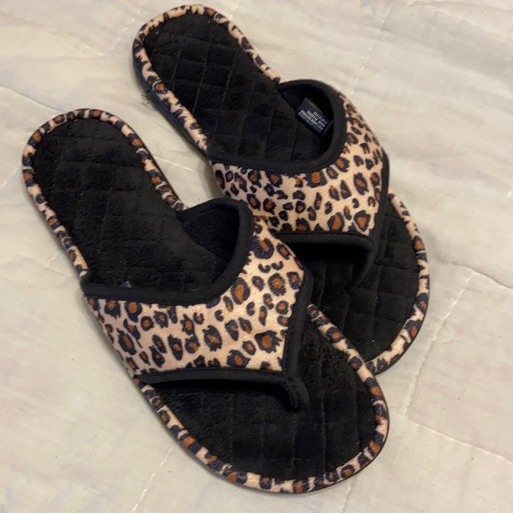 slipper flip-flops leopard print XL size 10/11